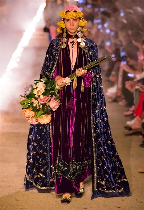 gucci foulard 2019|gucci runway dresses.